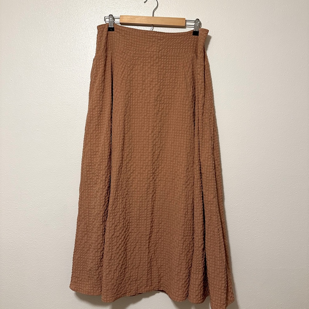 Abercrombie & Fitch Midi Skirt - Size Large - Tan